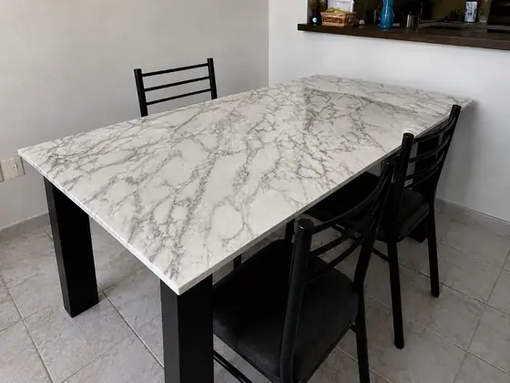 Trabajo realizado en Sinterium Venice Brown — obra de Granimar, marmolería en Lanús y Hudson